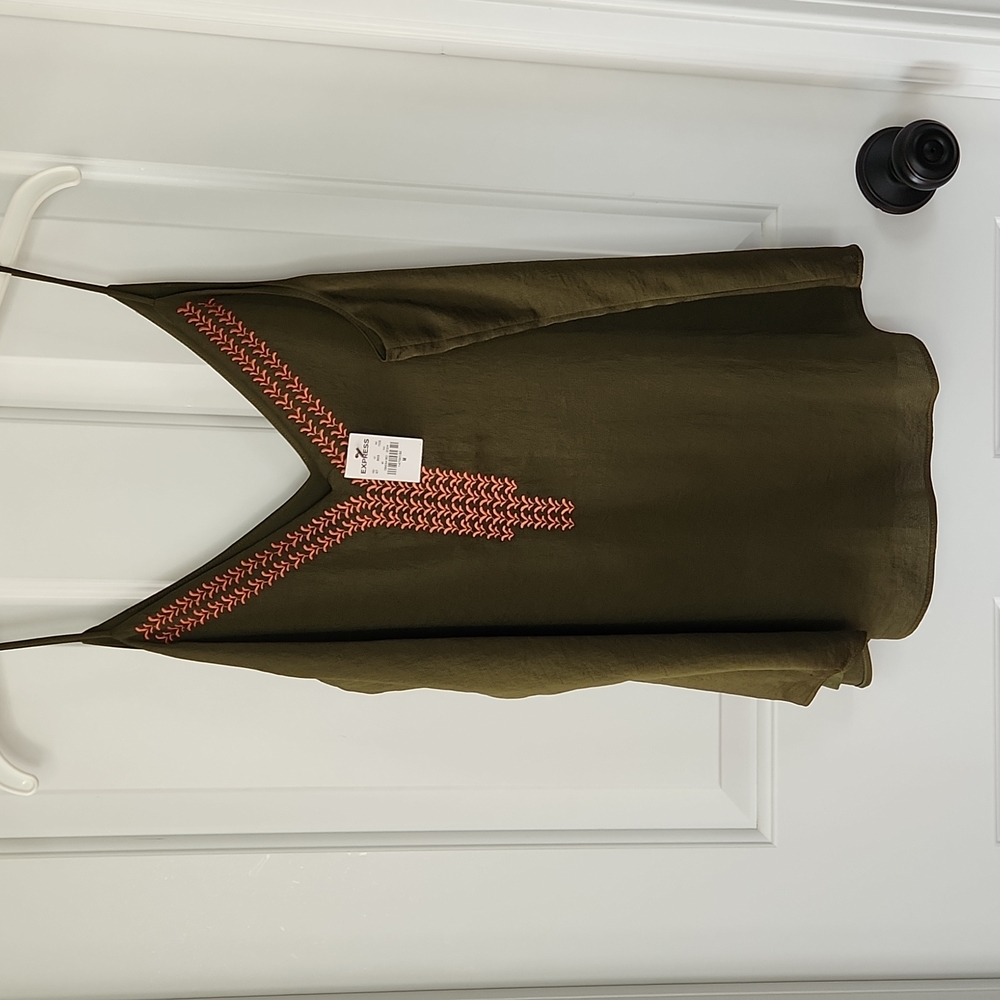 Express flowy tank top